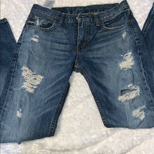 Levi’s jeans 511 distressed